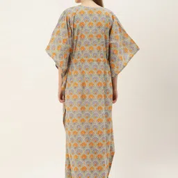 Ikk Kudi by Seerat Maternity Floral Printed Pure Cotton Maxi Kaftan Nightdress image 5