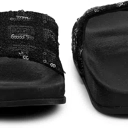 savi Women Slides image 4