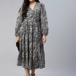 pluss Women Fit and Flare Black Midi/Calf Length Dress image 4