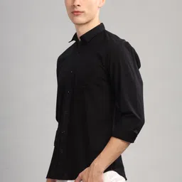 london trance Men Slim Fit Solid Spread Collar Casual Shirt image 4