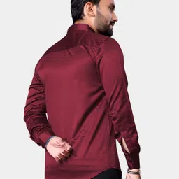 vezvor Men Regular Fit Solid Spread Collar Party Shirt image 2