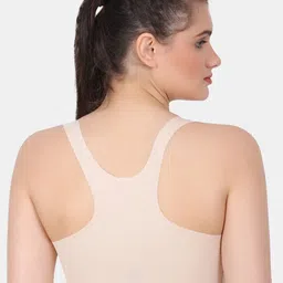 Amour Secret Full Coverage Removable Pad Seamless Sports Bra image 5