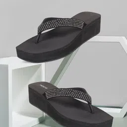 mochi Women Wedges Sandal-picture-41