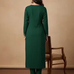 suhail ansari Women Embroidered Wool Straight Kurta image 2