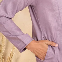 kraft india Men Cotton Blend Kurta Pyjama Set image 5