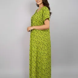 vastariya Women Nighty image 2