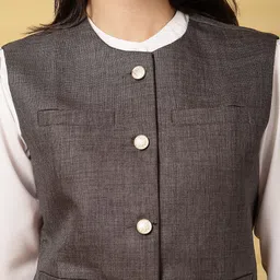 deific Solid Women Waistcoat image 4