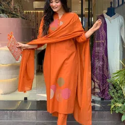 dishwa fashion Women Silk Blend Kurta Pant Dupatta Set-picture-24