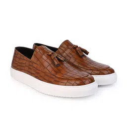 Styli Men Croc Embossed Slip-On Loafers image 2