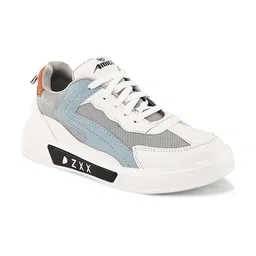 AMICO Men Colourblocked Lightweight Comfort Insole Mesh Contrast Sole Sneakers image 2