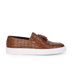 Styli Men Croc Embossed Slip-On Loafers image 3