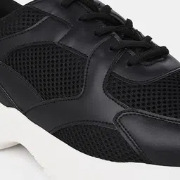 Styli Men Chunky Mesh Detail PU Sneakers image 5