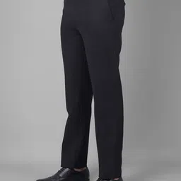 Crimsoune Club Single-Breasted Slim-Fit Three-Piece Formal Suit image 5