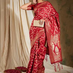 Sangria Red & Gold-Toned Floral Woven Design Zari Banarasi Saree image 4