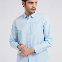 GUESS Men Solid Pocket Slim Fit Casual Shirt image 1