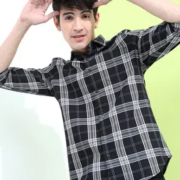 HIGHLANDER Men Black Slim Fit Checked Casual Shirt-picture-33