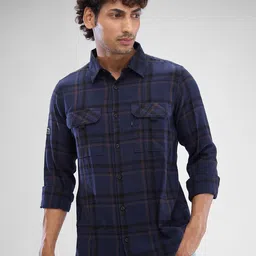 SPYKAR Men Slim Fit Opaque Checked Spread Collar Casual Shirt-image-56