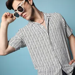Campus Sutra Spread Collar Short Sleeves Floral Classic Printed Casual Shirt-picture-35
