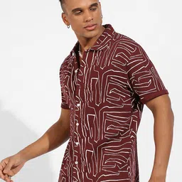 Campus Sutra Classic Spread Collar Abstract Printed Cotton Casual Shirt image 4