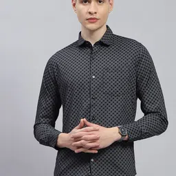 Monte Carlo Classic Slim Fit Opaque Geometric Printed Cotton Casual Shirt-picture-23