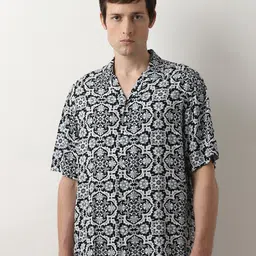 SELECTED Opaque Floral Printed Cuban Collar Casual Shirt image 1