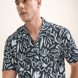 LOCOMOTIVE Premium Men Crushed Textured Floral Printed Cuban Collar Relaxed Fit Casual Shirt-picture-22