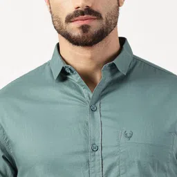 RAVINIK Men India Slim Fit Spread Collar Solid Cotton Casual Shirt image 4