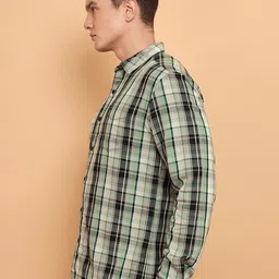 Wrangler Tartan Checked Regular Fit Pure Cotton Casual Shirt image 4