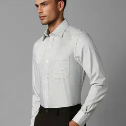 Louis Philippe Opaque Checked Cotton Formal Shirt image 3