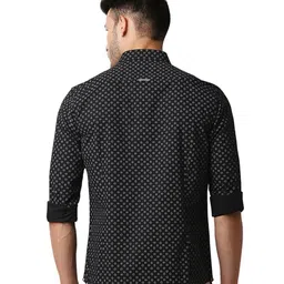 Basics Slim Fit Micro Ditsy Printed Poplin Casual Shirt image 4