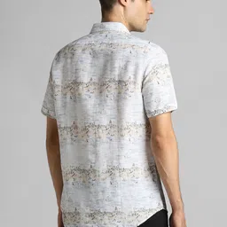 SIMON CARTER LONDON Slim Fit Faded Abstract Printed Spread Collar Casual Shirt image 4