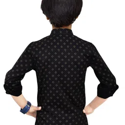 MADE IN THE SHADE Boys Spread Collar Geometric Printed Cotton Casual Shirt image 5