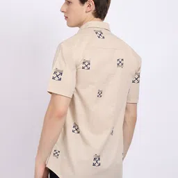 HANUMNTRA Comfort Fit Abstract Block Printed Casual Shirt image 5