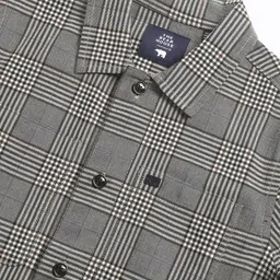 THE BEAR HOUSE 
Men Checked Regular Fit Cotton Shacket image 4