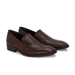 CARLO ROMANO Men Textured Round Toe Leather Loafers image 3