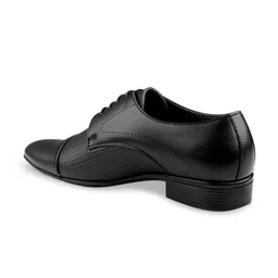 bacca bucci Men Textured Formal Derbys image 4
