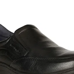 Hush Puppies Men Textured Leather Formal Slip-On Shoes image 5