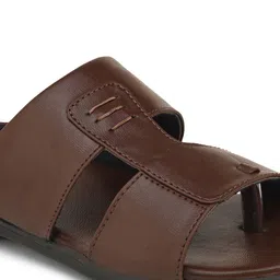Mast & Harbour Men Brown Textured Comfort Sandals image 4