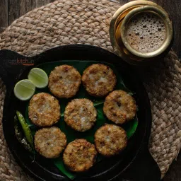 getkitch.in Raised Edge 7.9 Inch Induction Friendly Black Cast Iron Tawa image 1