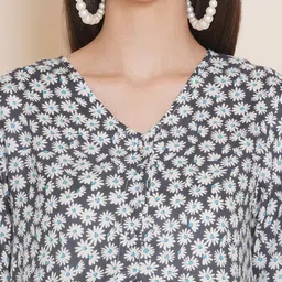 Mine4Nine Floral Printed Maternity Kurta with Palazzos image 2