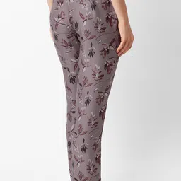 NOIRA Women Pack Of 2 Floral Printed Lounge Pants image 2