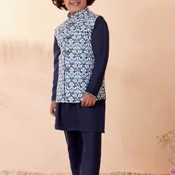 Manyavar Boys Navy Blue Printed Kurta with Pyjamas image 2