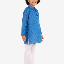 Superminis Boys Blue & White Self Design Kurta with Pyjamas image 5