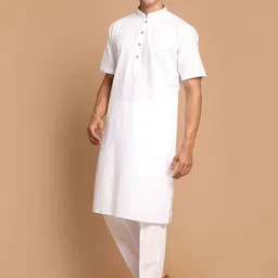 VASTRAMAY Men White Pleated Kurta with Pyjamas image 3