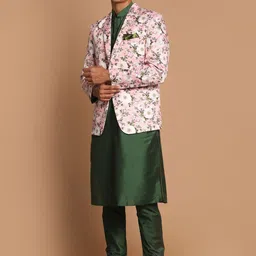 VASTRAMAY Men Green Kurta With Pyjamas & With Floral Printed Blazer image 3