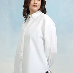 tokyo talkies Women Regular Fit Solid Cut Away Collar Casual Shirt image 4