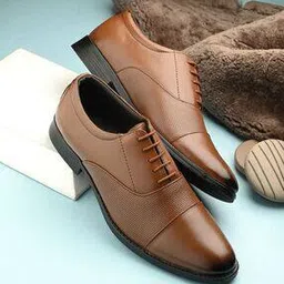 Men Round-Toe Lace-Up Shoes-image-1
