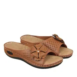 xe looks Women Flat Sandals with Faux Leather Upper image 1
