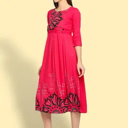 True Shape Floral Printed Fit and Flare Pleated Maternity Dresses image 4