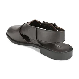 Regal Men Brown Leather Shoe-Style Sandals image 3